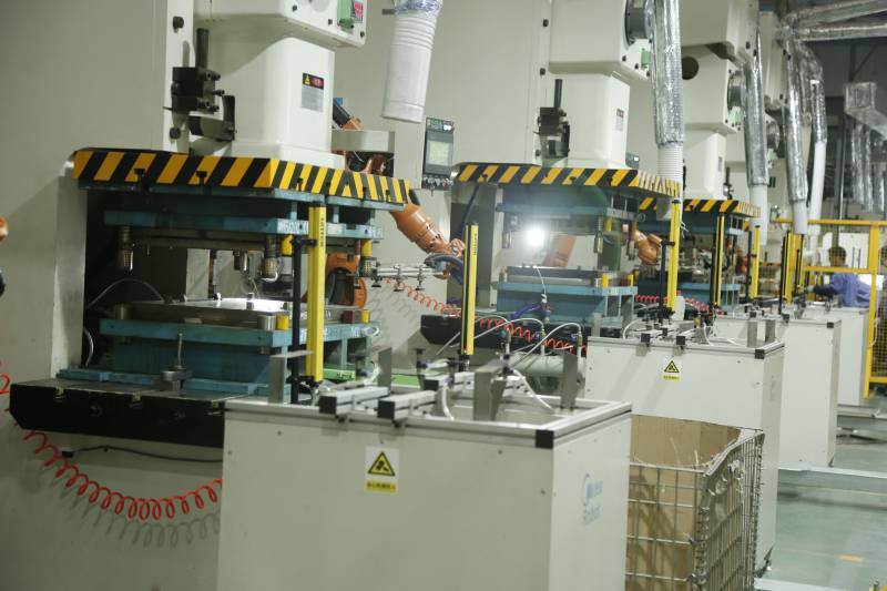 &iquest;Cu&aacute;les son las caracter&iacute;sticas de la prensa mec&aacute;nica y la prensa hidr&aacute;ulica?