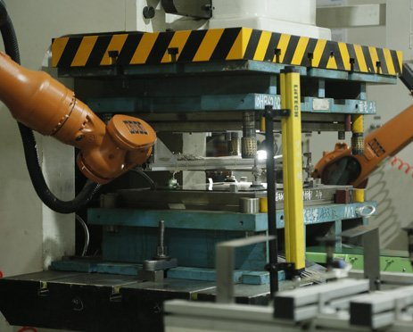 ¿Qué es la automatización del estampado?