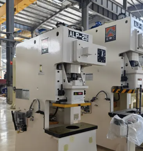 Obtenga m&aacute;s informaci&oacute;n sobre la m&aacute;quina de prensa el&eacute;ctrica con estructura C: principio de funcionamiento y funcionamiento